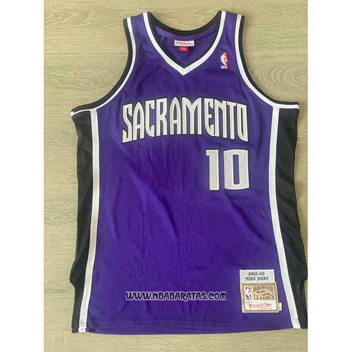 Camiseta Sacramento Kings Mike Bibby #10 Mitchell & Ness 2002-03 Violeta
